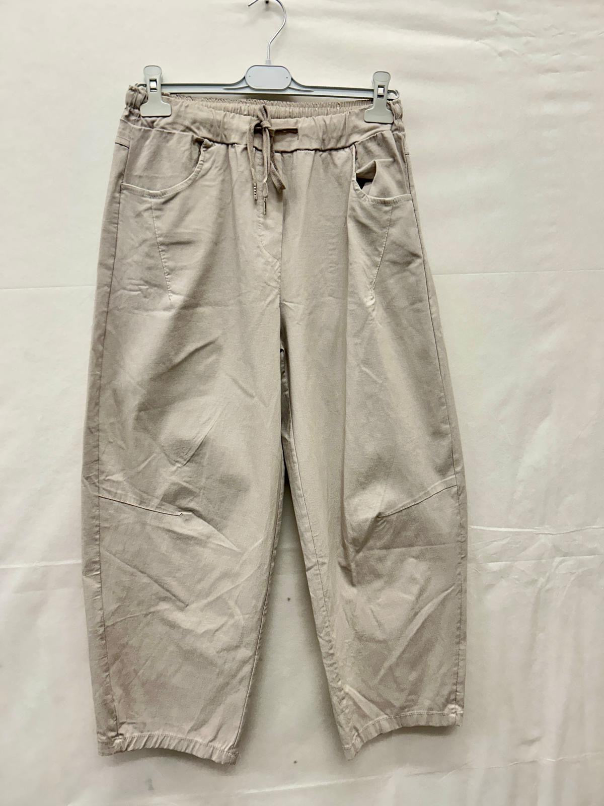 BARREL LEG MAGIC PANTS - SIZE 2: 18-22