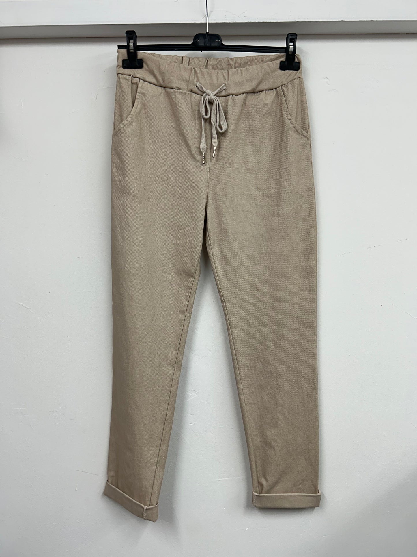 £20 Smooth Magic Trousers Size 3: 18-22