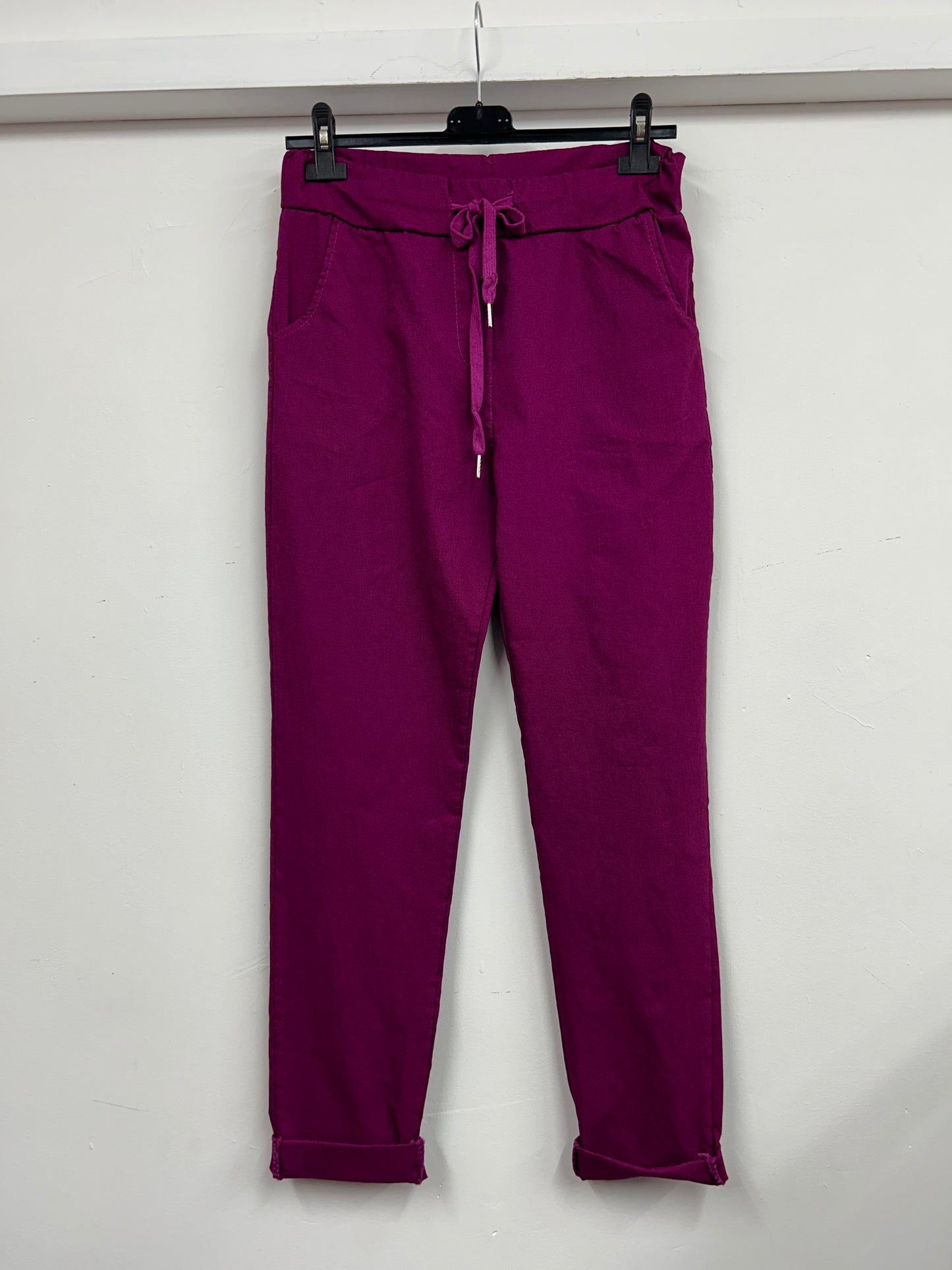 £20 Smooth Magic Trousers Size 3: 18-22