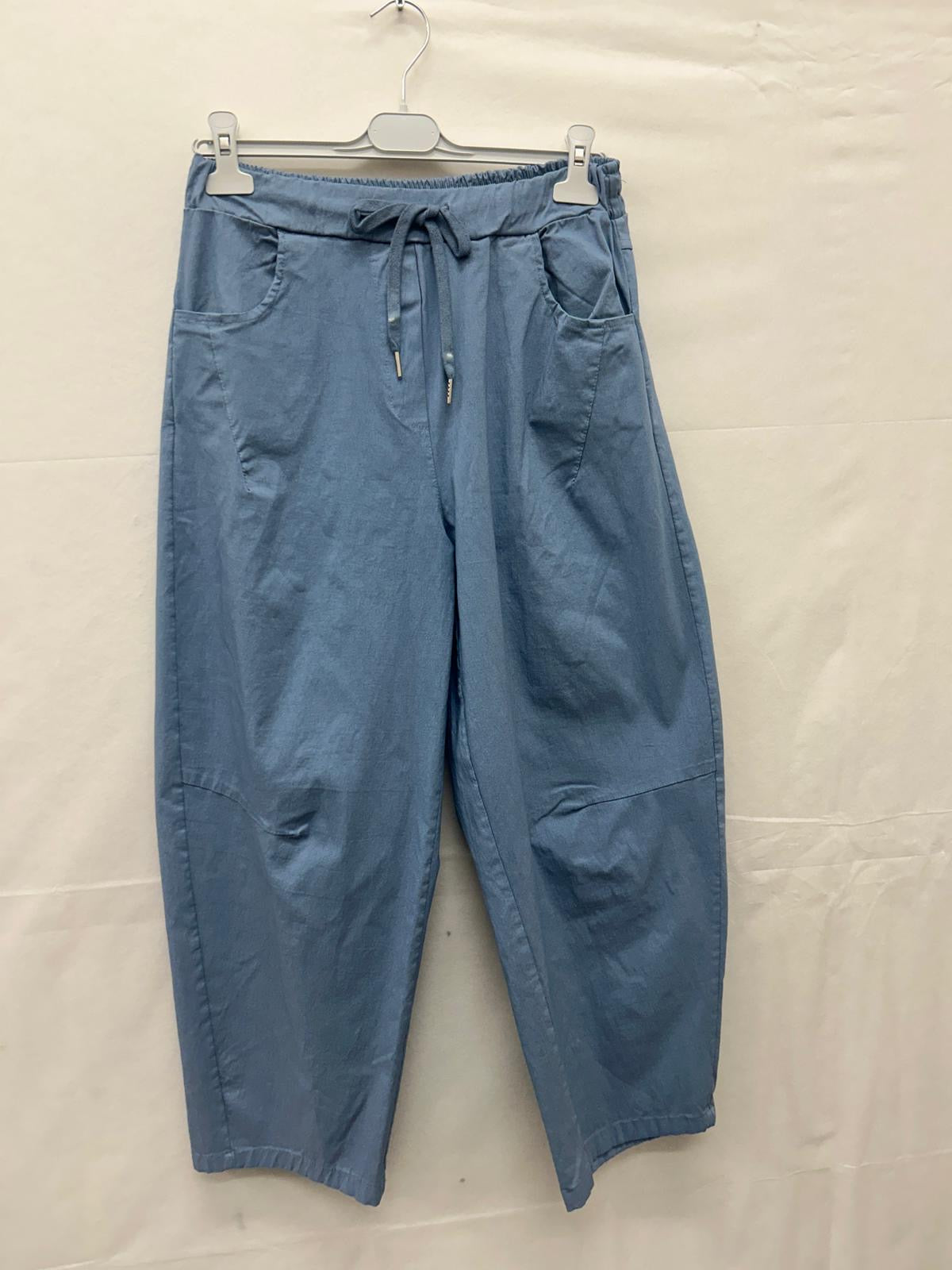 BARREL LEG MAGIC PANTS - SIZE 2: 18-22