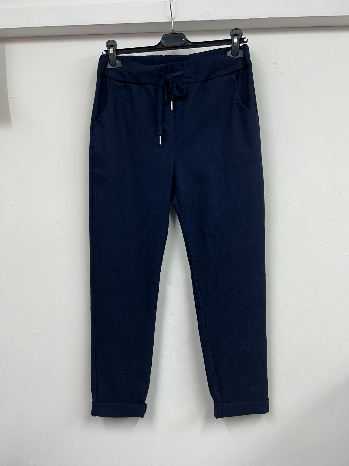 £20 Smooth Magic Trousers Size 3: 18-22