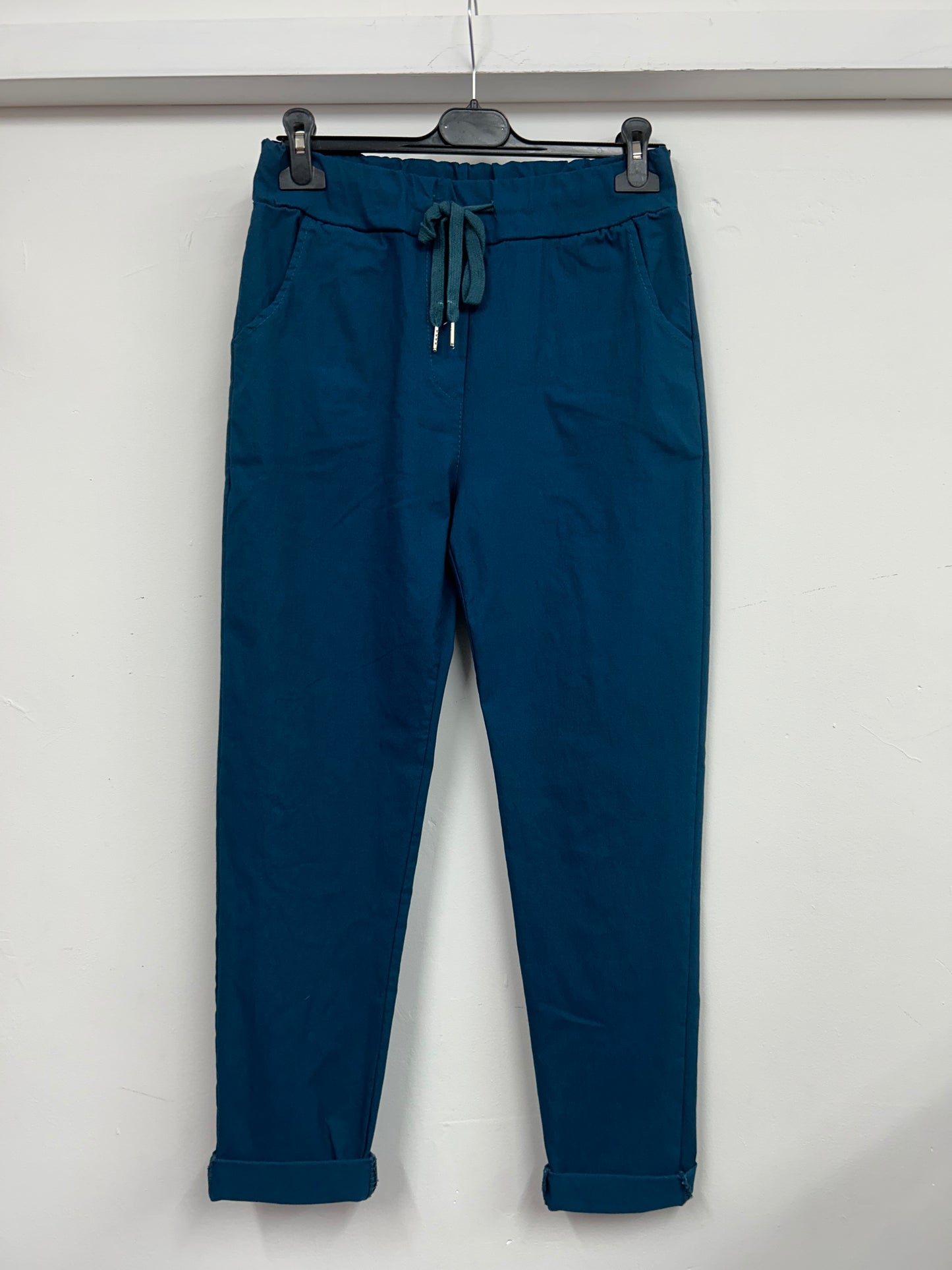 £20 Smooth Magic Trousers Size 3: 18-22