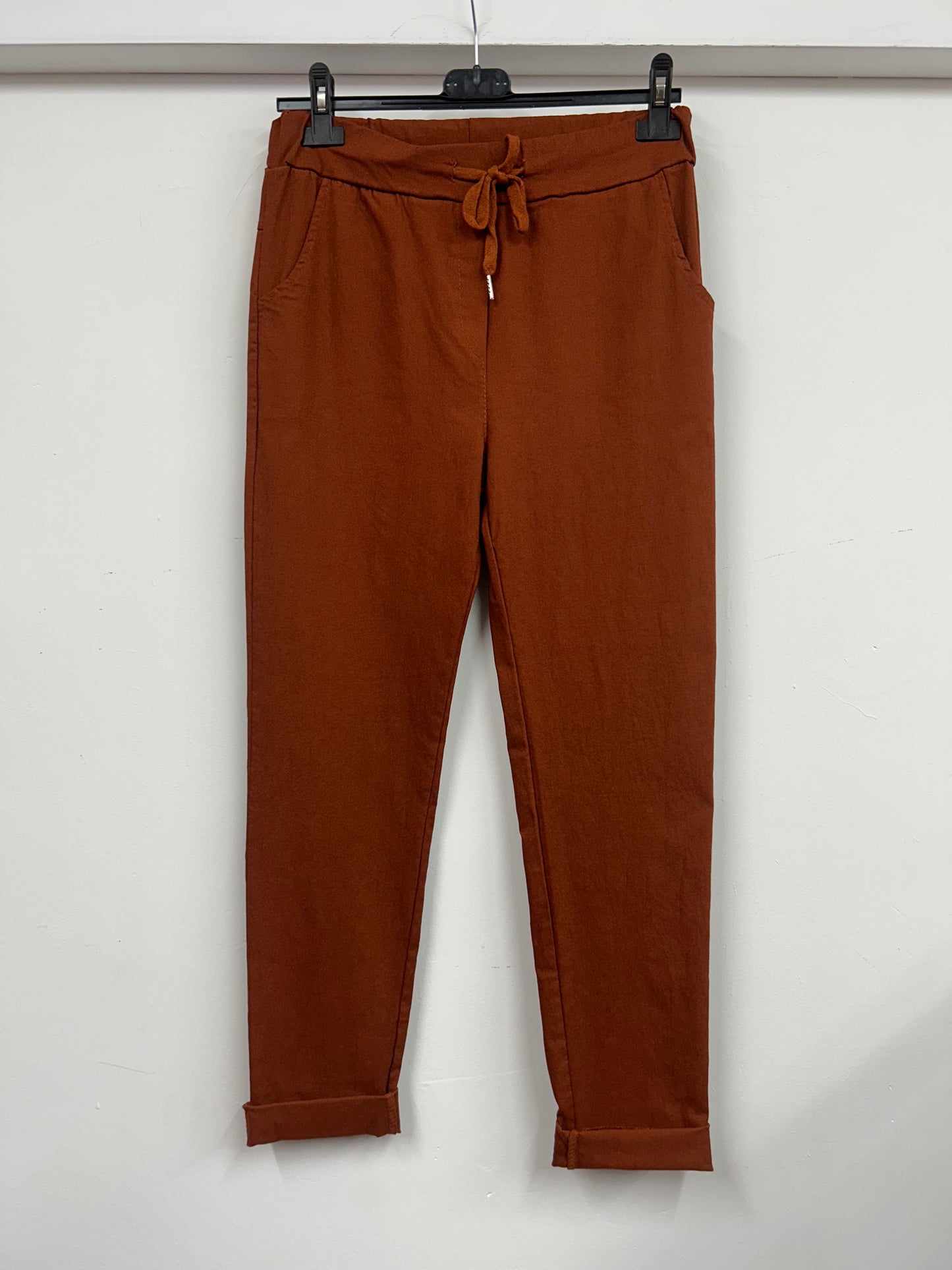 £20 Smooth Magic Trousers Size 3: 18-22