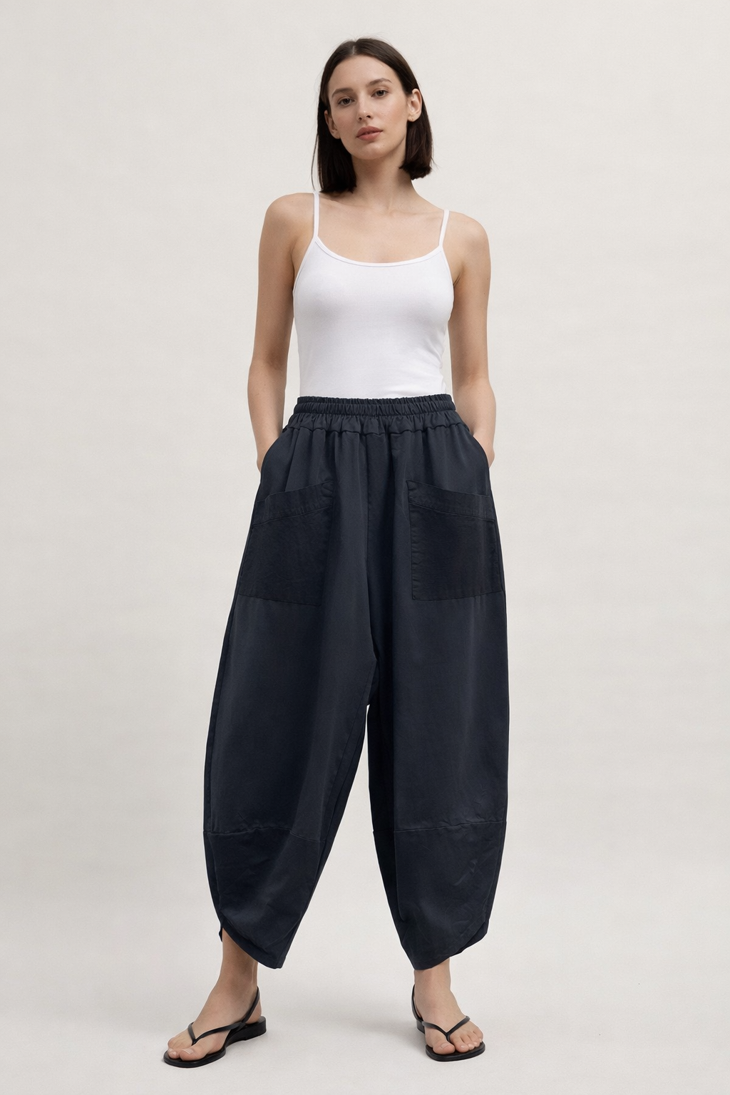 Pocket Front Tulip Leg Cocoon Shape Joggers